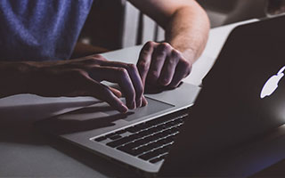 意甲媒体热议：米兰与卡利亚里之战，巴特萨吉顶替感冒的帕夫洛维奇打左边中卫，表现依然出色